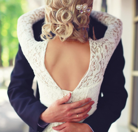 无锡市调查取证；父母过户给子女是夫妻共同财产么